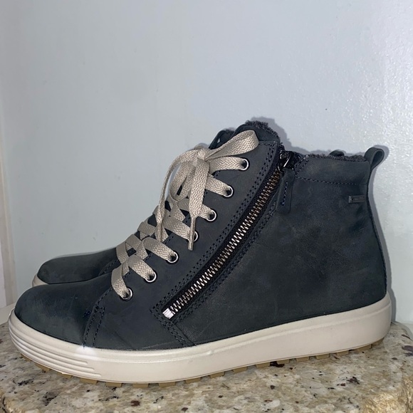 ECCO Women's Soft 7 TRED Gore-TEX Gray Nubuck Leather High Sneaker Women Size 7 - Picture 5 of 13